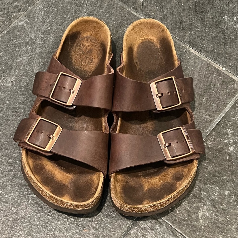Birkenstock Arizona Oiled Leather Brown Sandals - Picture 2 of 13